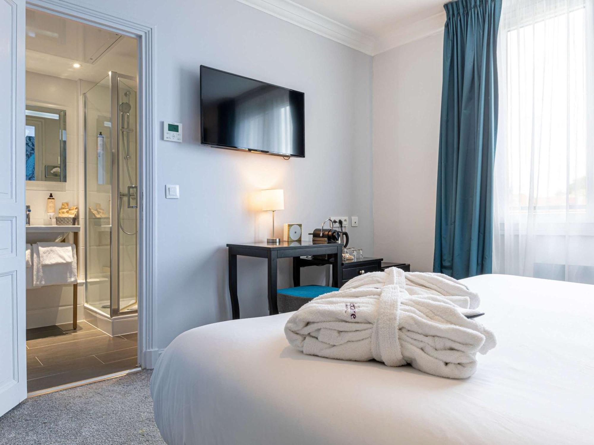 Mercure Paris Saint Cloud Hippodrome Екстер'єр фото