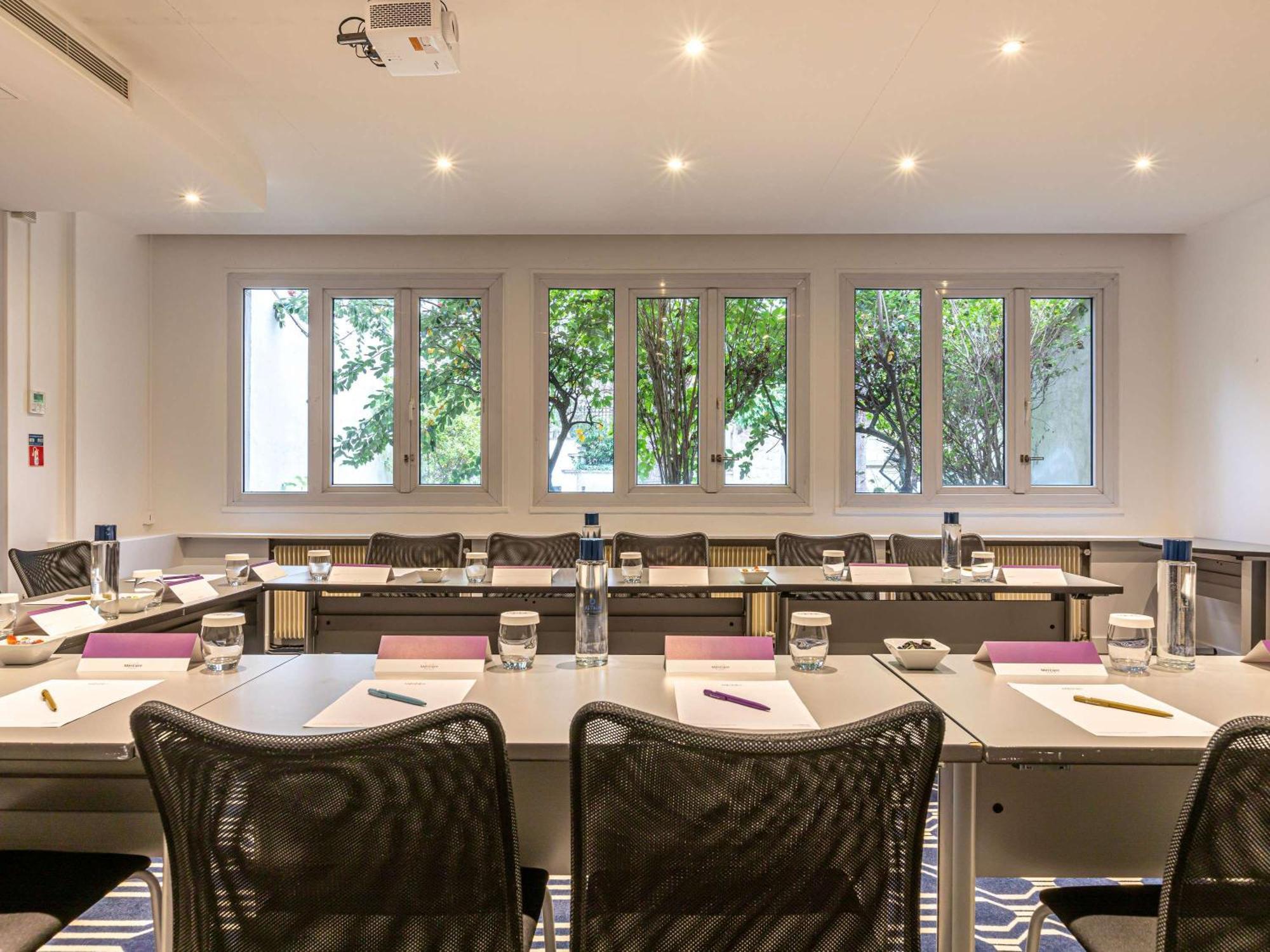 Mercure Paris Saint Cloud Hippodrome Екстер'єр фото