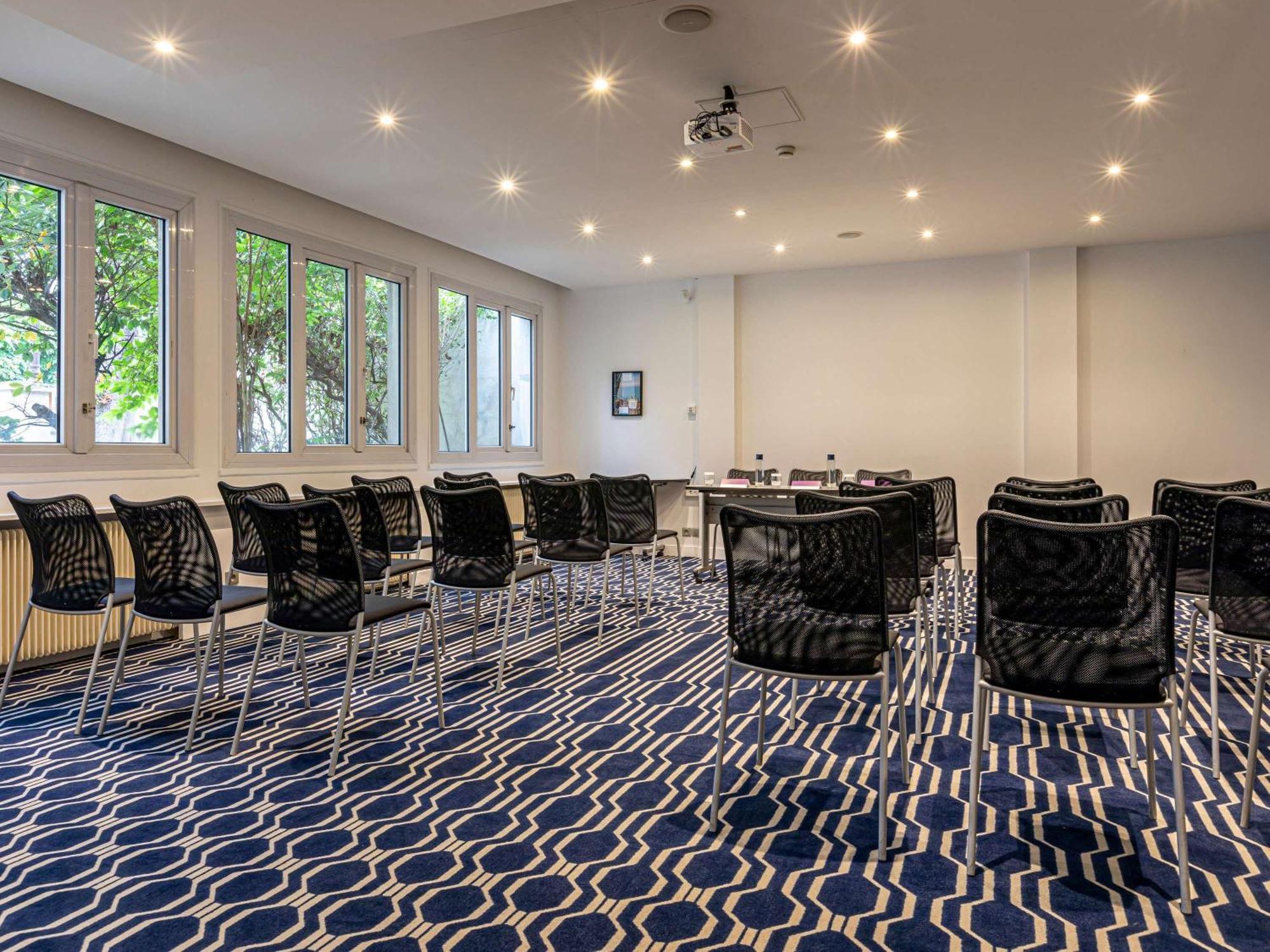 Mercure Paris Saint Cloud Hippodrome Екстер'єр фото