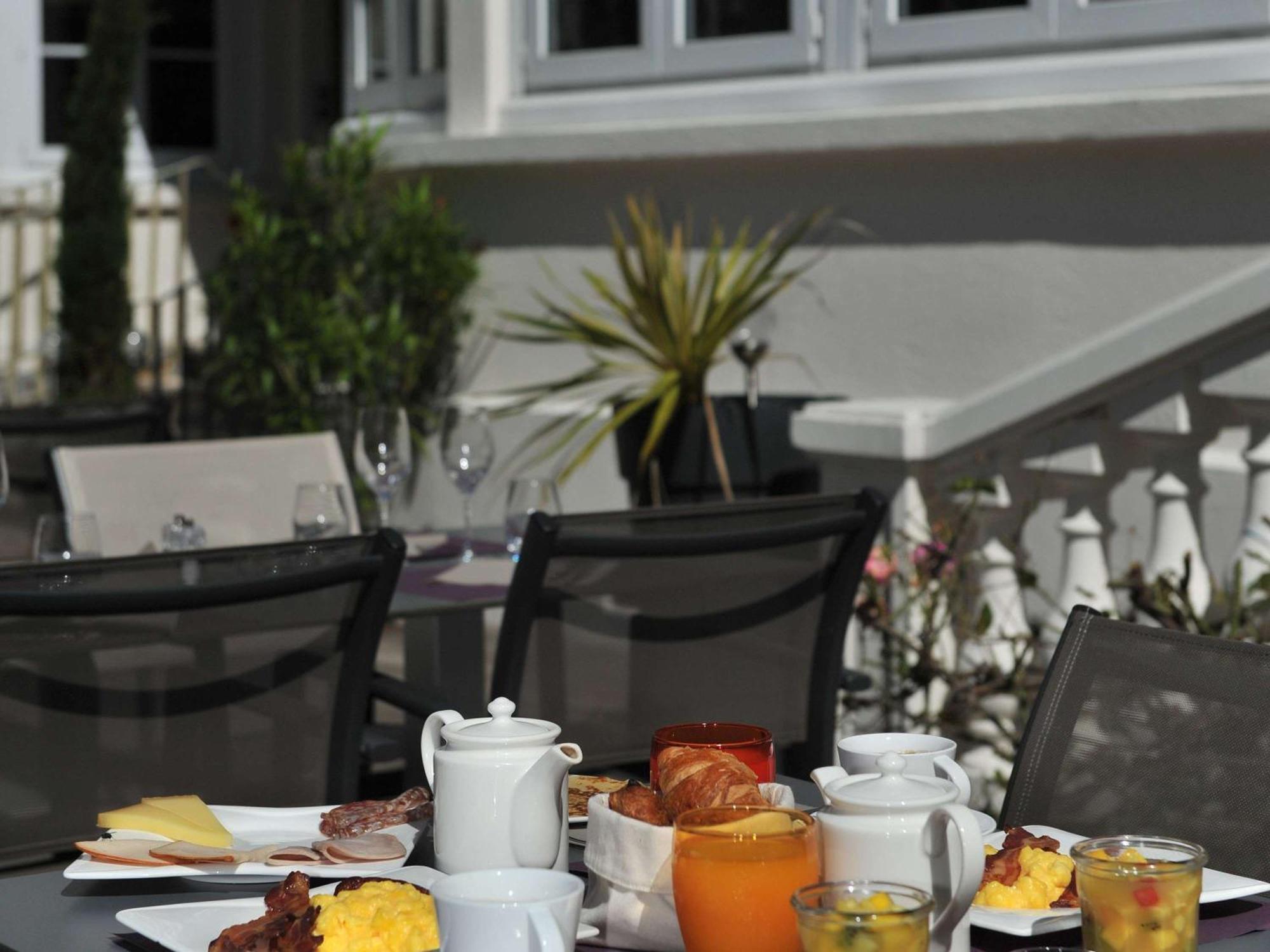 Mercure Paris Saint Cloud Hippodrome Екстер'єр фото